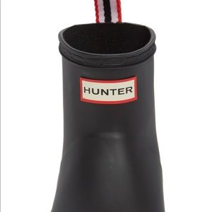 Hunter Original Play Boot short black size 7.